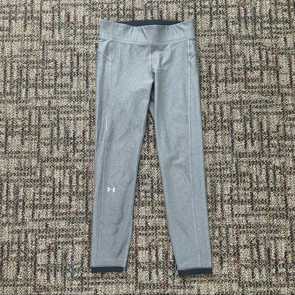 Under Armour • Cropped Leggings